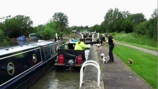 preview picture of video 'Worcester & Birmingham Canal'