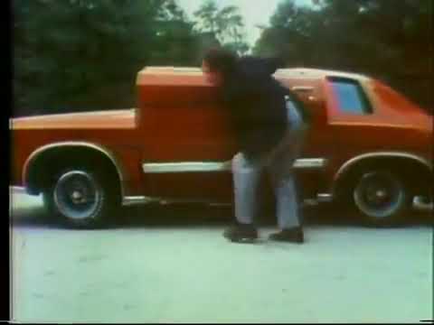 1976 AMC Pacer TV commercial