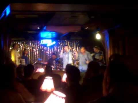 Majka-Curtis-BLR akusztik