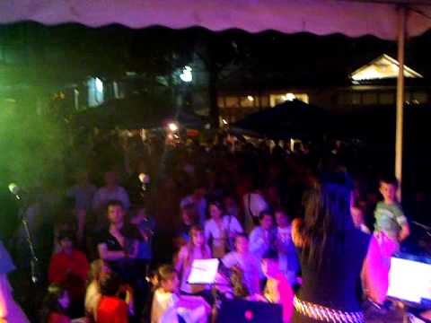 EINE BAND NAMENS WANDA - LIVE BAD NAUHEIM