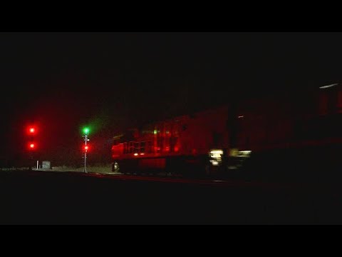 Pacific National Freight Train - PoathTV Australian Trains & Railways