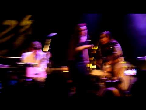 Kitty, Daisy & Lewis - Live - 20-02-2012 in Tivoli nr2