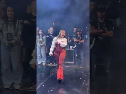 🔥 A voz de Liene Show arrepia 😮 Ao vivo em Cacheira de Pajeú Mg