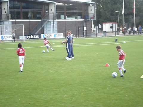 VV Noordwijk D1 oefenpot bij Ajax