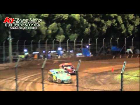 V8 Dirt Modifieds - Heat 2 - Queensland Title - Kingaroy Speedway - 14.04.12