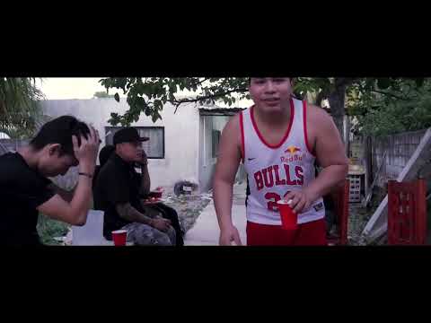 MC LABIOS - SACA LA MOTA 🚬🍻🥳  ( Vídeo Oficial)