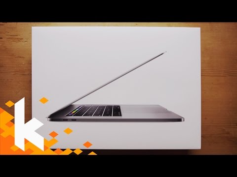 MacBook Pro 15" mit Touch-Bar Unboxing & Erster Eindruck!