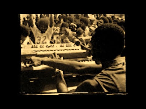 The Blackbyrds - Walking In Rhythm ( Promo Edited From Dutch TV 1975 Vinyl 45 Rpm Remastered )