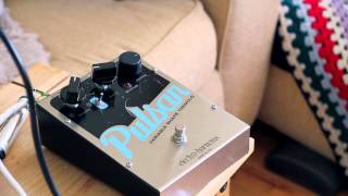 Video thumbnail for Electro Harmonix EHX Pulsar Guitar Effects Pedal demo by jrsrareguitars