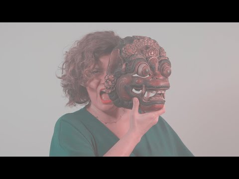 Clara Néville - Cannibale feat. Scarlett (clip)