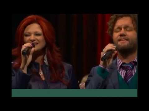 Gaither Friends -I Stand Amazed!