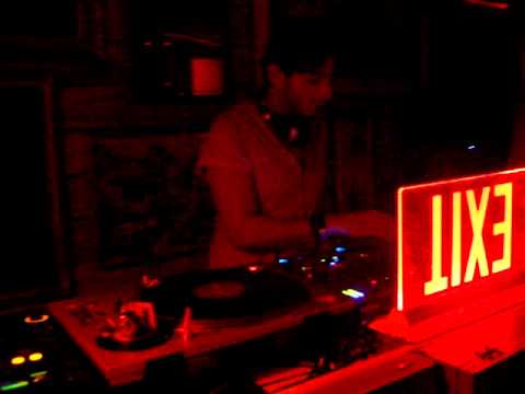 SaschaDive-CocoonHeroesMiami-ThreeHouse-Marzo25.2012.Video1.MPG