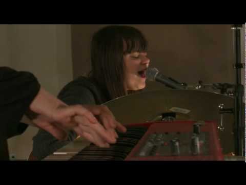 ROTE RAUPE - Restgeräusch Sessions mit FIRST AID KIT (Heavy Storm)