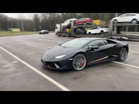 Lamborghini Urus und Huracán driftet