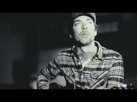 Justin Townes Earle - Frightened by the Sound [Official Music Video]