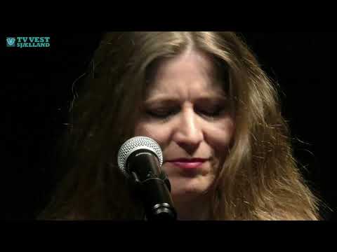 2399 Dansktop Scenen, Boxen Holbæk