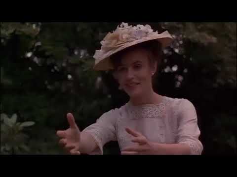 Mary dreams about her mother - "The Secret Garden"