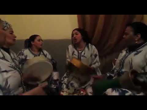 Omayma Baaziya gnawaتحياتي لاختي اميمة