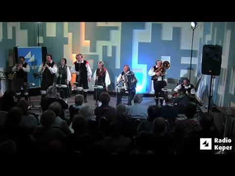 Hauskapelle Avsenik - Rudarjem / Hišni Ansambel Avsenik