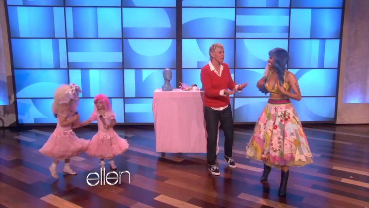 Nicki Minaj Sings 'Super Bass' with Sophia Grace (Full Version)