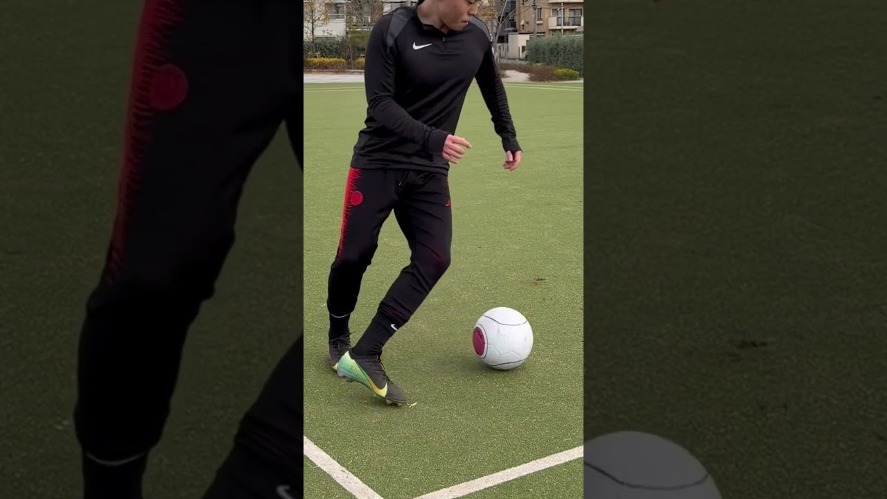 football skill tutorial#soccer#football#soccerskills#footballplayer#neymar