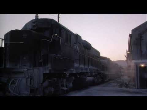 Runaway Train (1985) - Manny Sees His Train