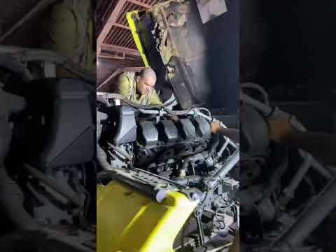 Partida no motor V8 Mercedes Actros 4160 SLT troca de bronzinas de biela e cabeçotes retificados