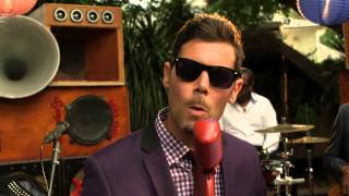 The Dualers - Running Around With Your Head In The Clouds (Official Video)