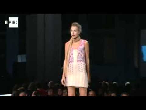 Custo Barcelona vuelve a sus orígenes con  al colección más accesible de su "Custo Line"