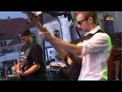 Star Guard Muffin " Ganja Trip " -Live @ OSTRÓDA REGGAE FESTIVAL 2011