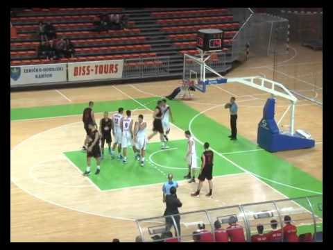 basket.ba: 1. kolo L - 13 / M / Čelik -  Leotar  65 : 72