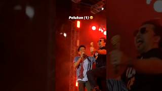 Download lagu Ariel NOAH kegirangan ketemu David Bayu Synchfestival #noah #shorts mp3 Download lagu Ariel NOAH kegirangan ketemu David Bayu Synchfestival #noah #shorts mp3