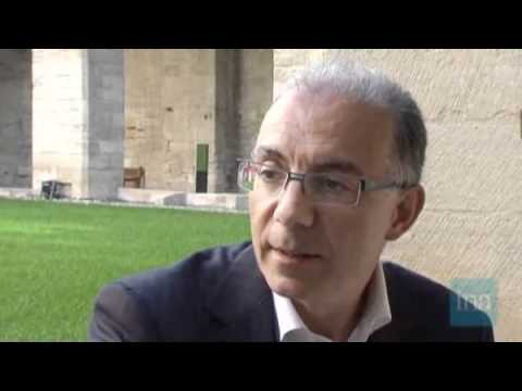 Débat - Internet et microfinancement (K. Nishiyama/S. Hayat) - Forum d'Avignon 2010