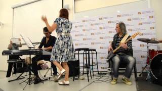 Mr. Jones - Fabián Von Quintiero, Hilda Lizarazu, J. L. Fernández y J. Rodríguez