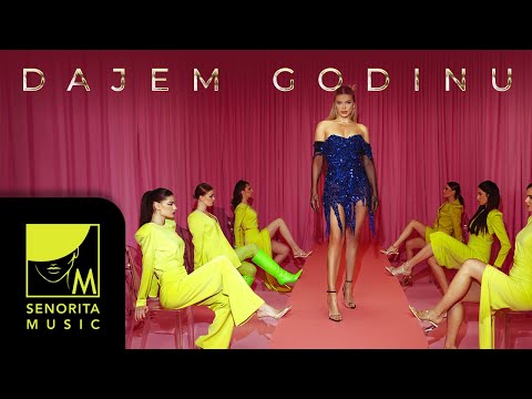 Milica Pavlovic - Dajem godinu (Official Video)