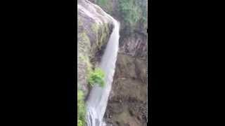 preview picture of video 'Tincha WaterFall in Indore'