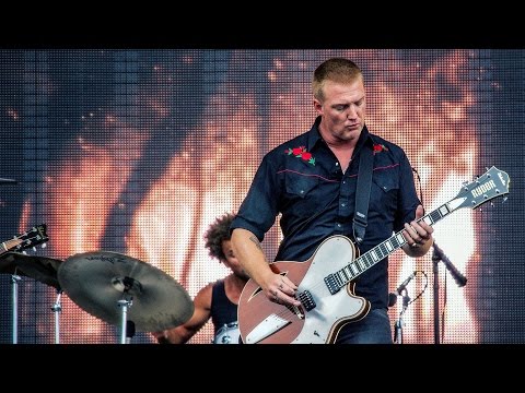 Queens of the Stone Age (2) 