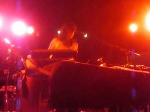 Emily Wells - Symphony #1 In the Barrel of a Gun Live at Knitting Factory .avi