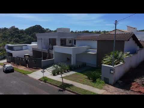 Casa a Venda  condomínio Villagio 1 Araxá Minas Gerais 