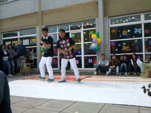 Bailando Mega Tirate Un Paso ♪♫