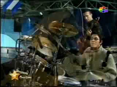 Arija - Play that funky music