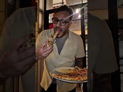 tutorial come mangiare una pizza napoletana