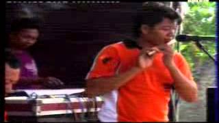 Download lagu Rossalindha charamoy BUKA PINTU HATIMU mp3