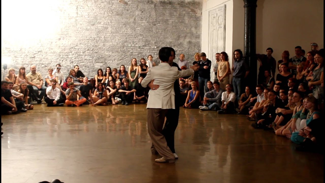 Martin Maldonado y Maurizio Ghella dance Charrua  24-09-2011