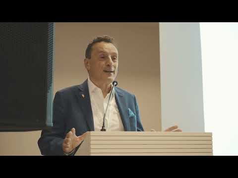 Don Julián Carrón: "Come si destano le domande ultime. Itinerario del senso religioso". 29/08/2024