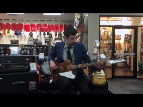 Gibson Thunderbird IV Bass [Product Demonstration]