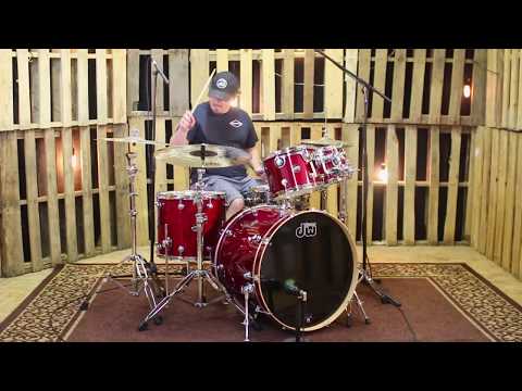 DW Performance Cherry Stain Drum Set - 24, 10, 12, 16
