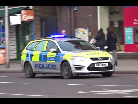 London Metropolitan Police Dog Unit Responding