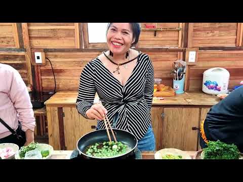 Lá Mì xào cà Lào, cá cơm Sê san của đồng bào Gia Rai