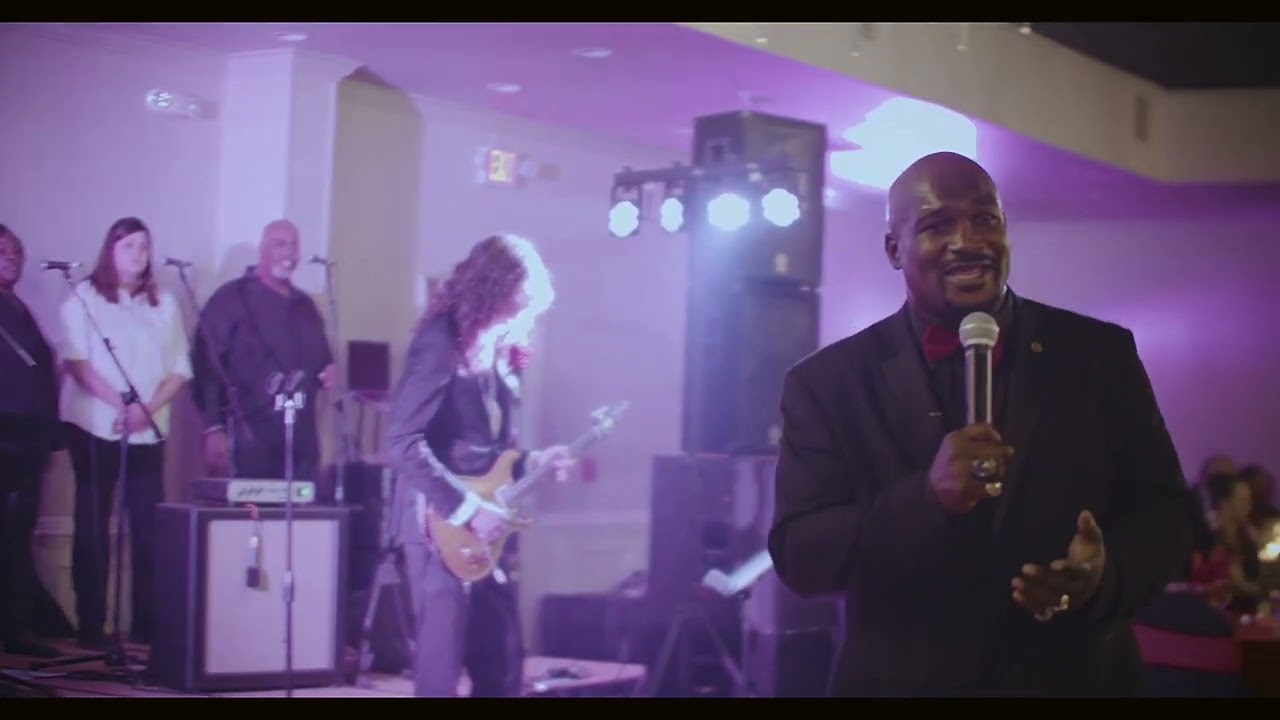 Promotional video thumbnail 3 for Joe Brown & The Band